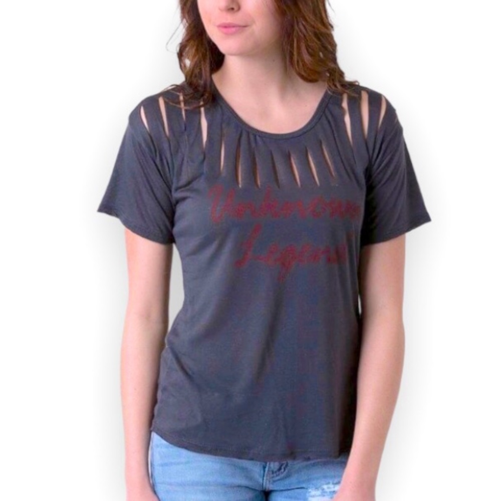 [daytrip][The Buckle] “Unknown Legend” Distressed Graphic Tee